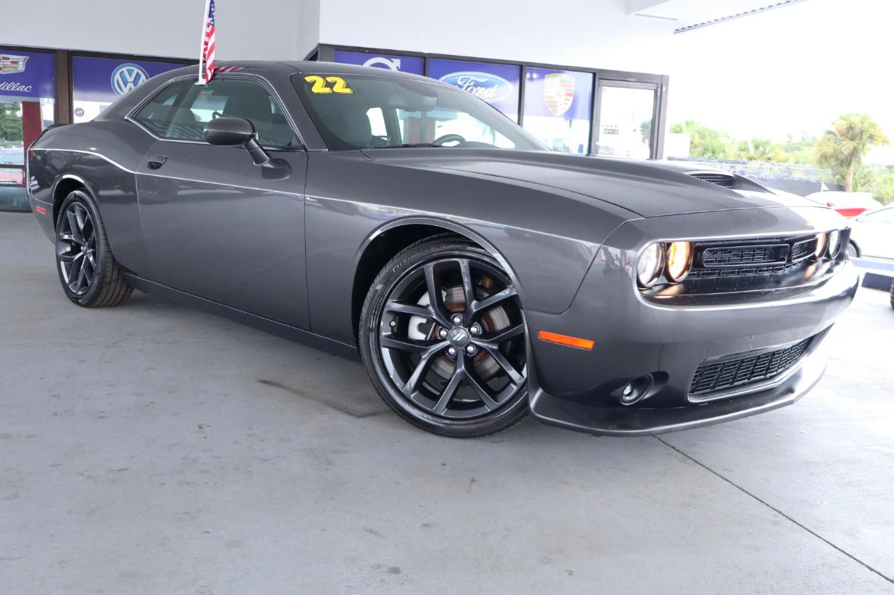 Dodge Challenger GT RWD 2022