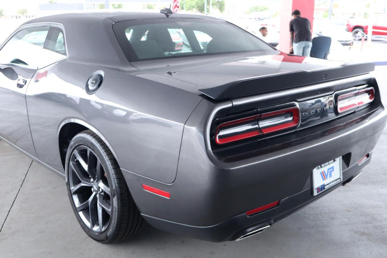 Dodge Challenger GT RWD 2022