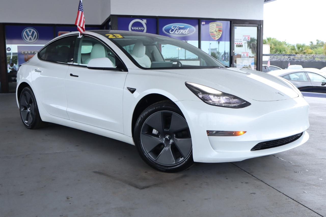 Tesla Model 3 RWD 2023