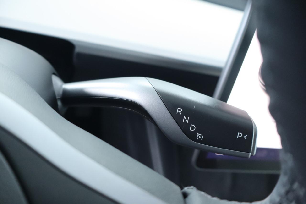 Tesla Model 3 RWD 2023
