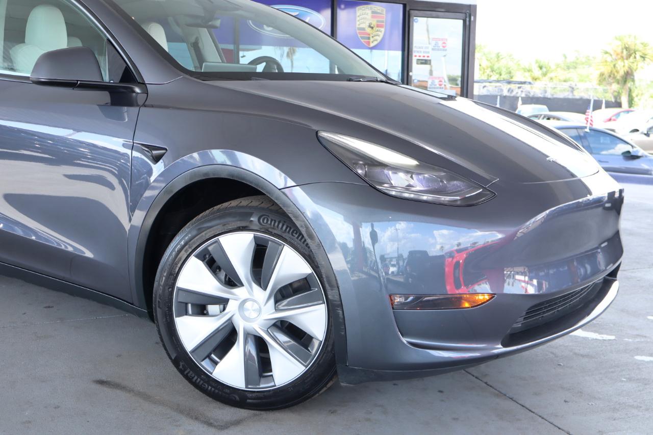 Tesla Model Y Long Range AWD 2023