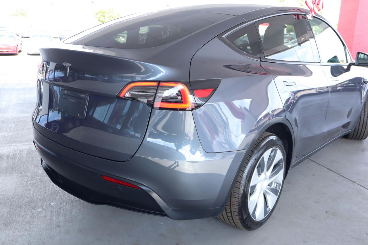 Tesla Model Y Long Range AWD 2023