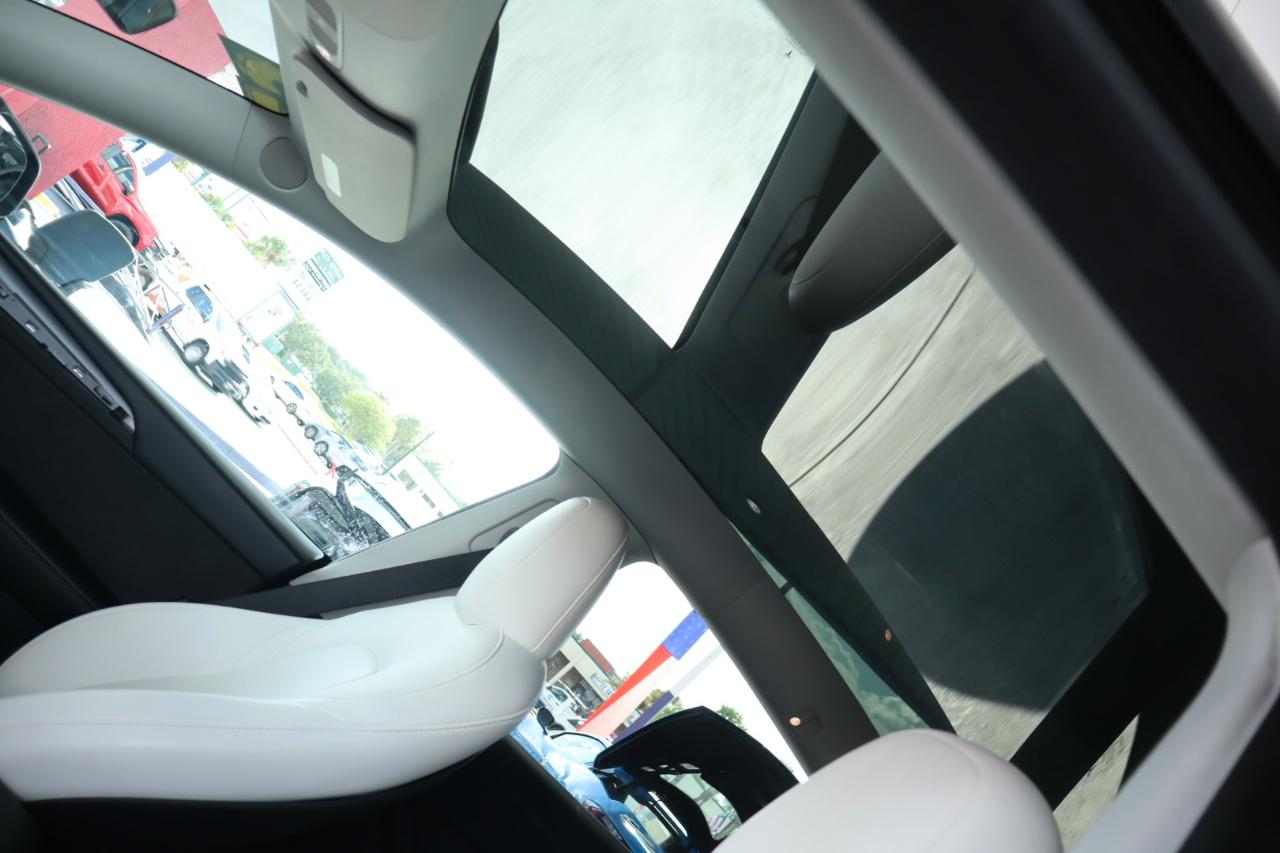 Tesla Model Y Long Range AWD 2023