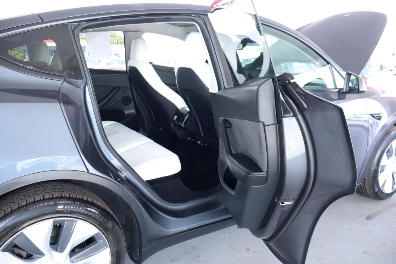 Tesla Model Y Long Range AWD 2023