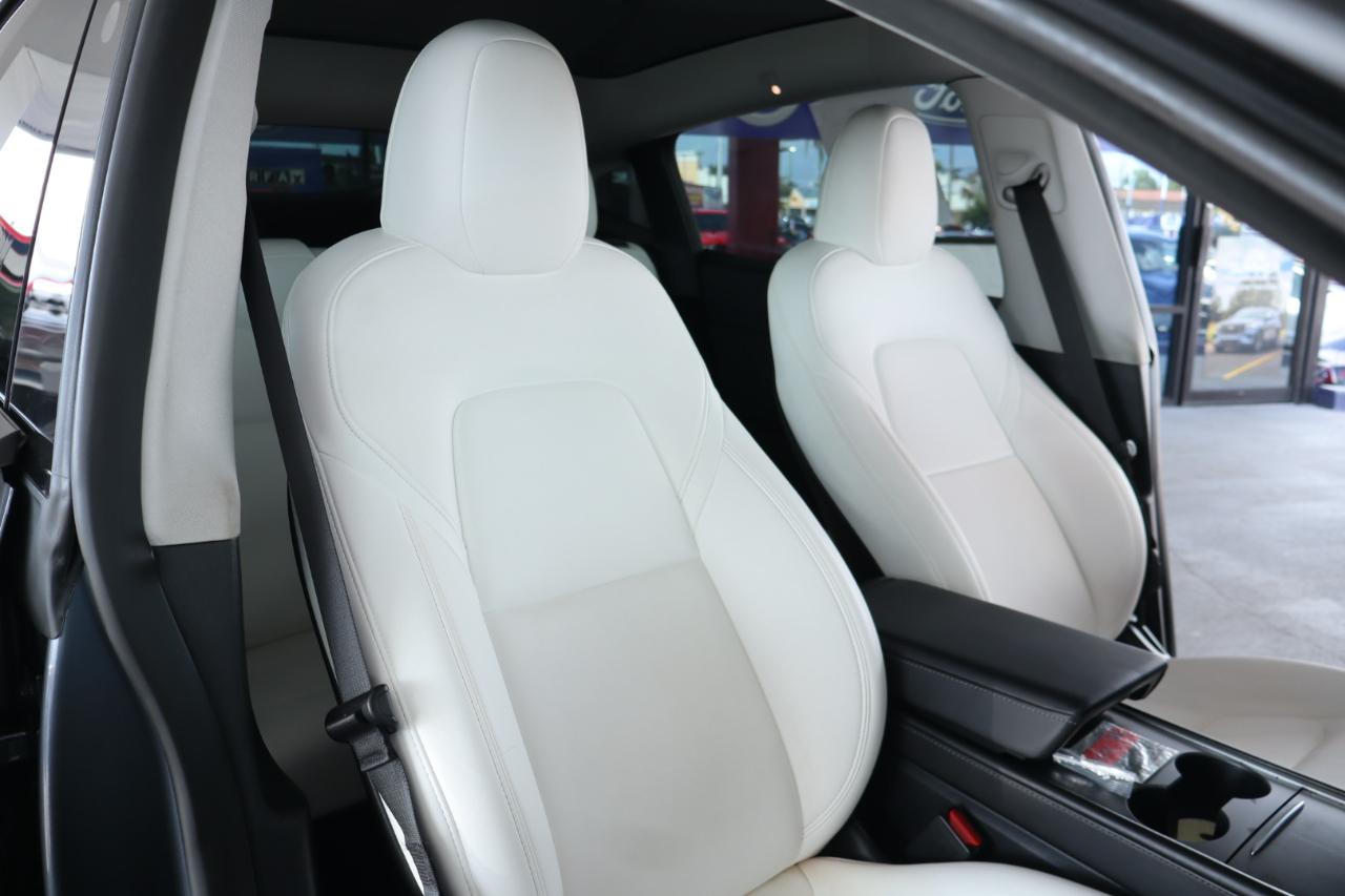 Tesla Model Y Long Range AWD 2023