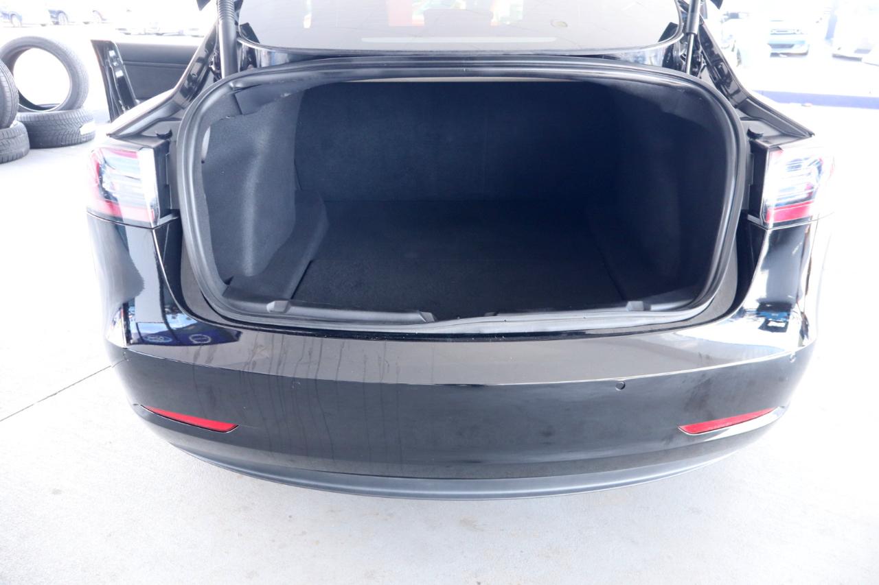 Tesla Model 3 Standard Range Plus RWD 2021