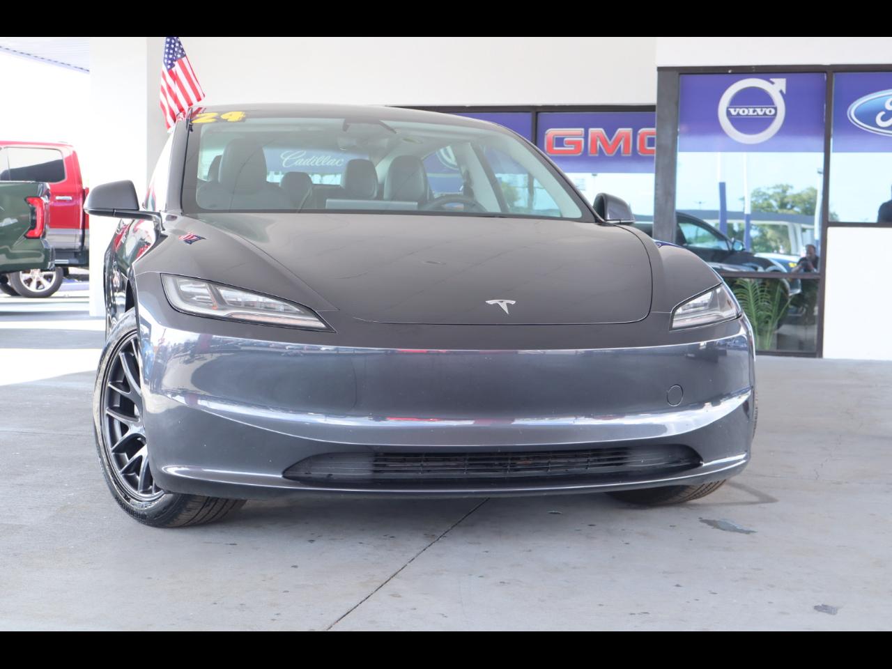 Tesla Model 3 RWD *Ltd Avail* 2024