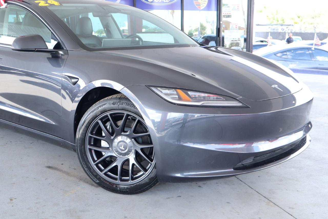 Tesla Model 3 RWD *Ltd Avail* 2024