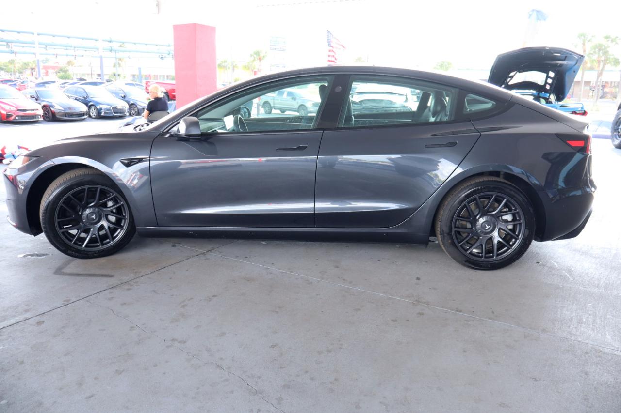 Tesla Model 3 RWD *Ltd Avail* 2024
