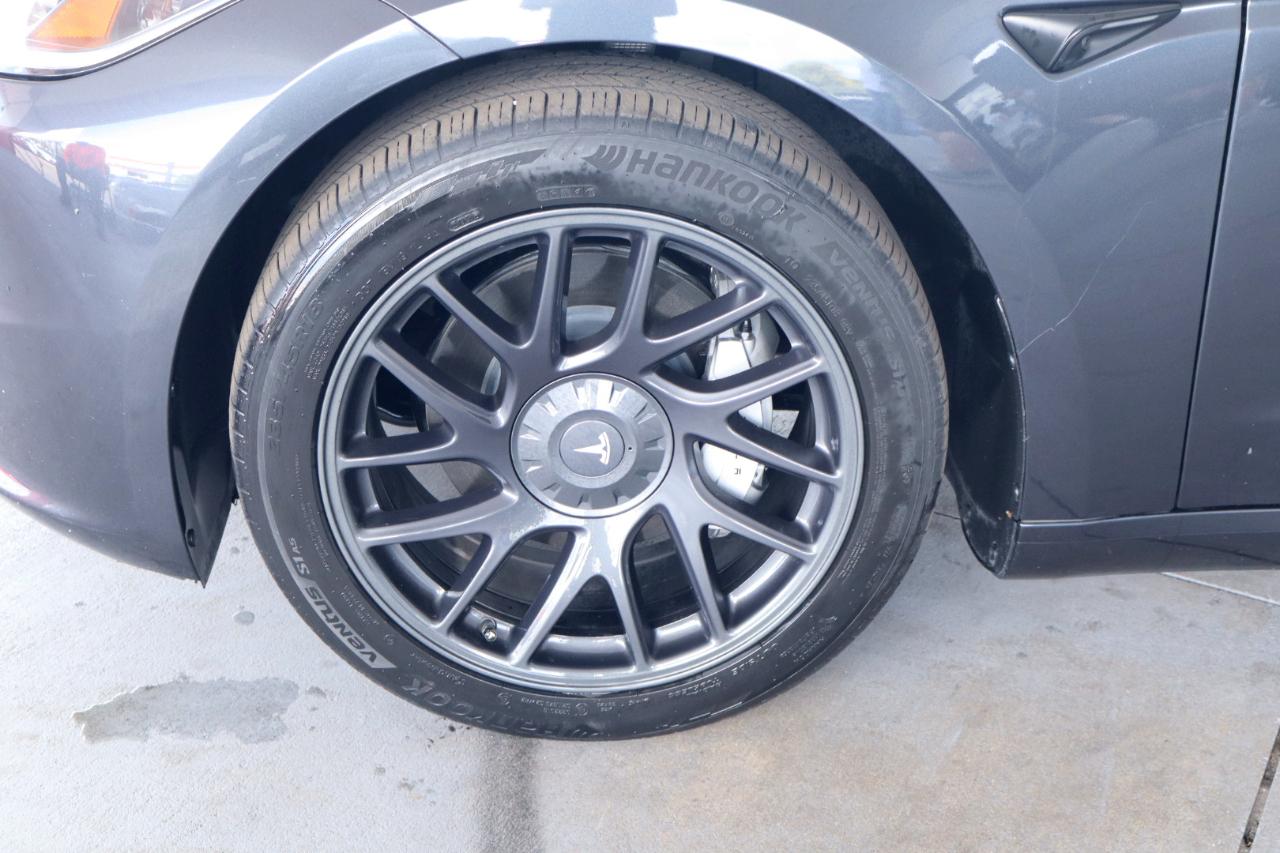 Tesla Model 3 RWD *Ltd Avail* 2024