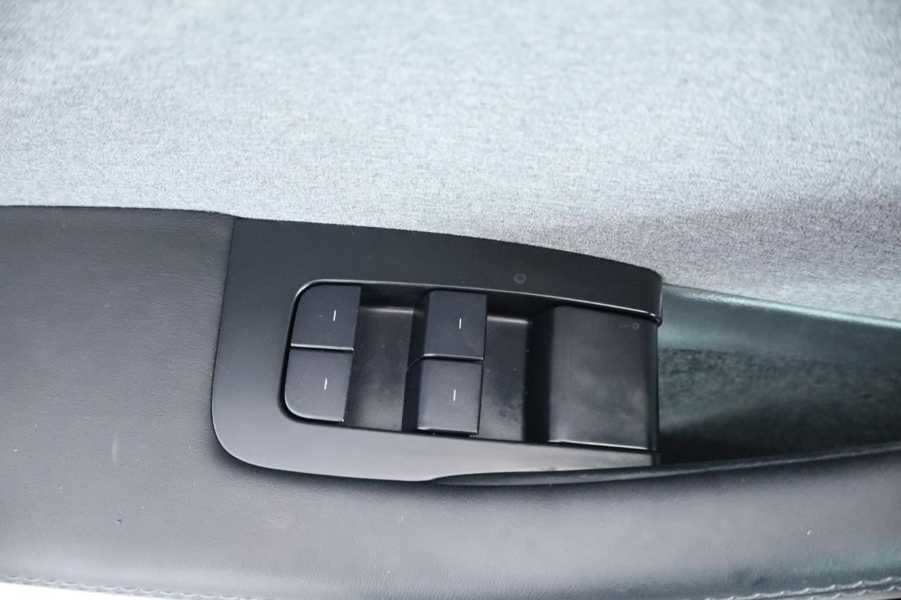 Tesla Model 3 RWD *Ltd Avail* 2024