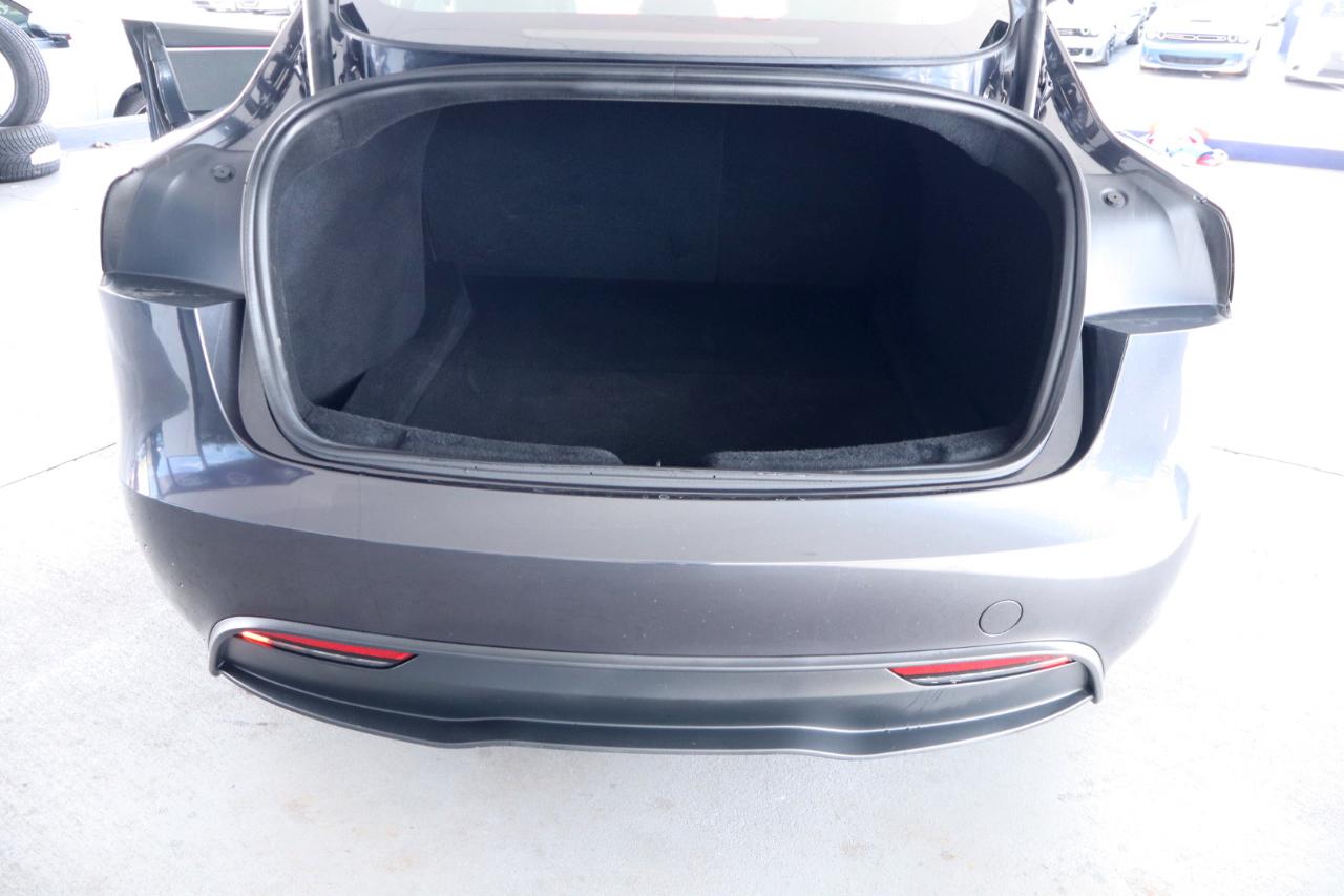 Tesla Model 3 RWD *Ltd Avail* 2024