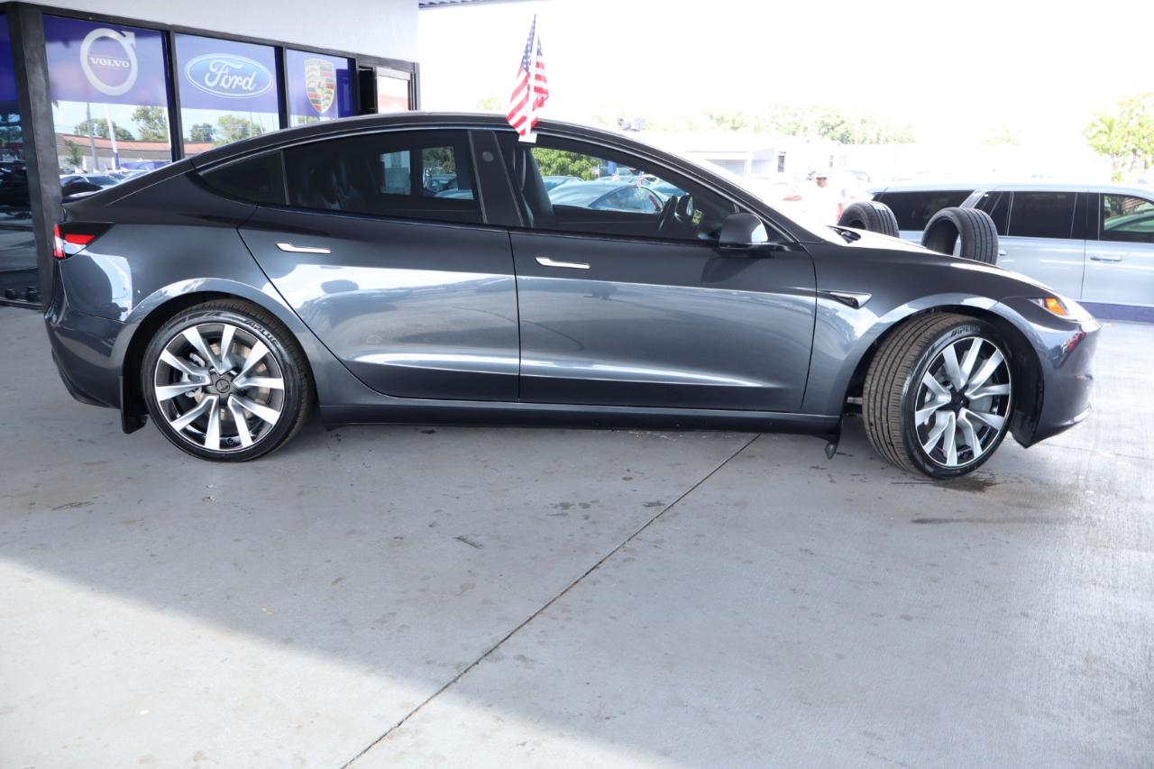 Tesla Model 3 Long Range RWD 2025
