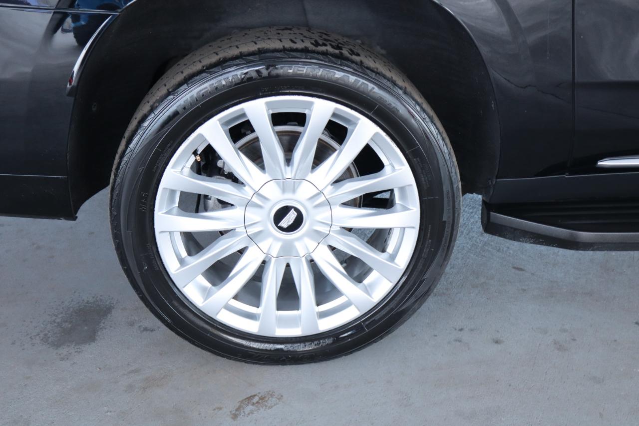Cadillac Escalade ESV 2WD 4dr Luxury 2022