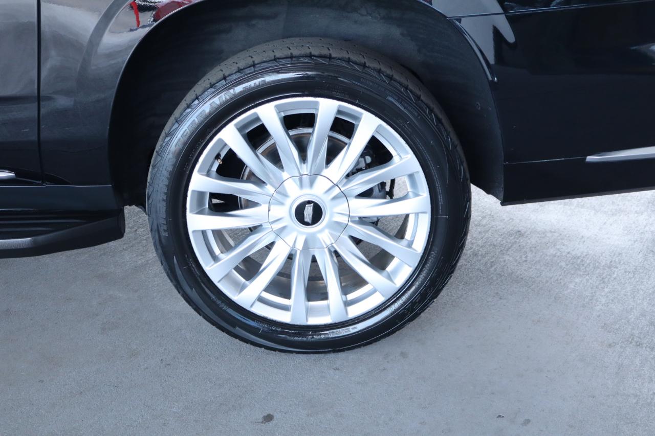 Cadillac Escalade ESV 2WD 4dr Luxury 2022
