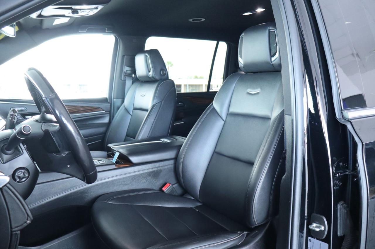 Cadillac Escalade ESV 2WD 4dr Luxury 2022
