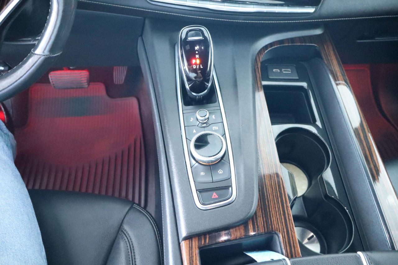 Cadillac Escalade ESV 2WD 4dr Luxury 2022