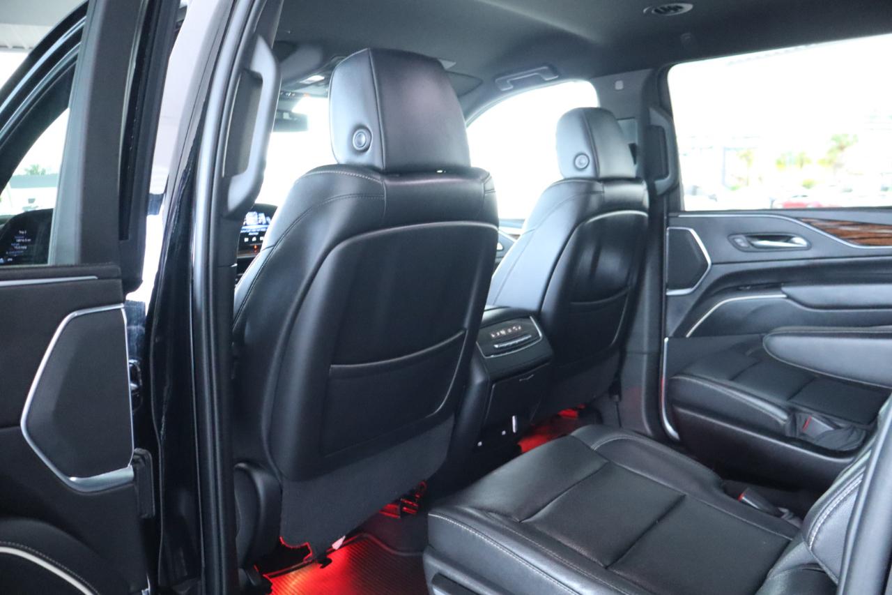 Cadillac Escalade ESV 2WD 4dr Luxury 2022