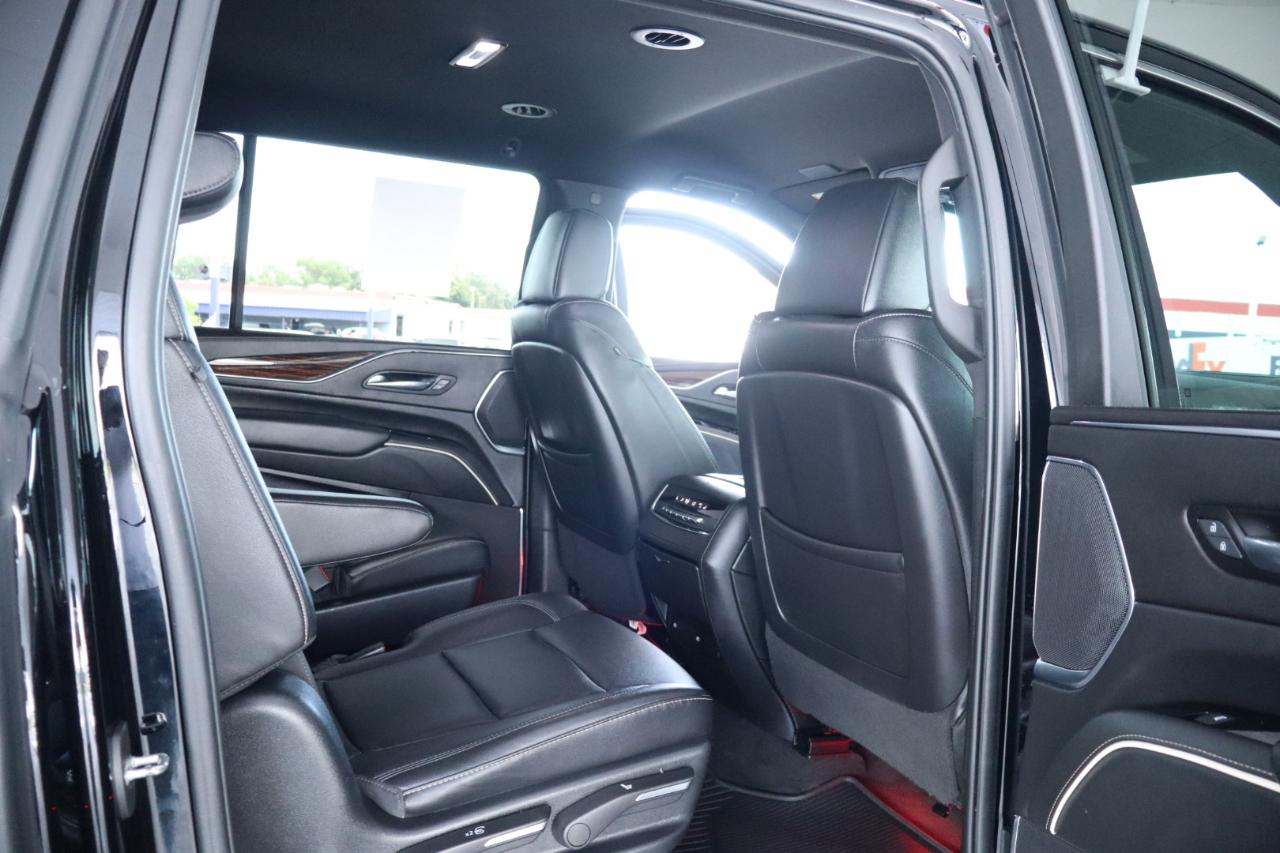 Cadillac Escalade ESV 2WD 4dr Luxury 2022