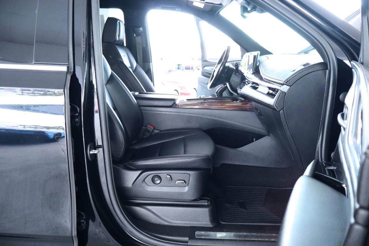 Cadillac Escalade ESV 2WD 4dr Luxury 2022