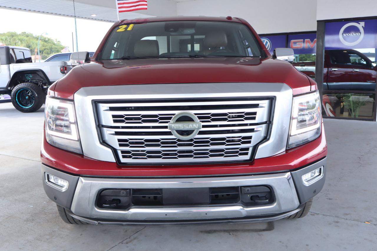 Nissan Titan 4x4 Crew Cab Platinum Reserve 2021