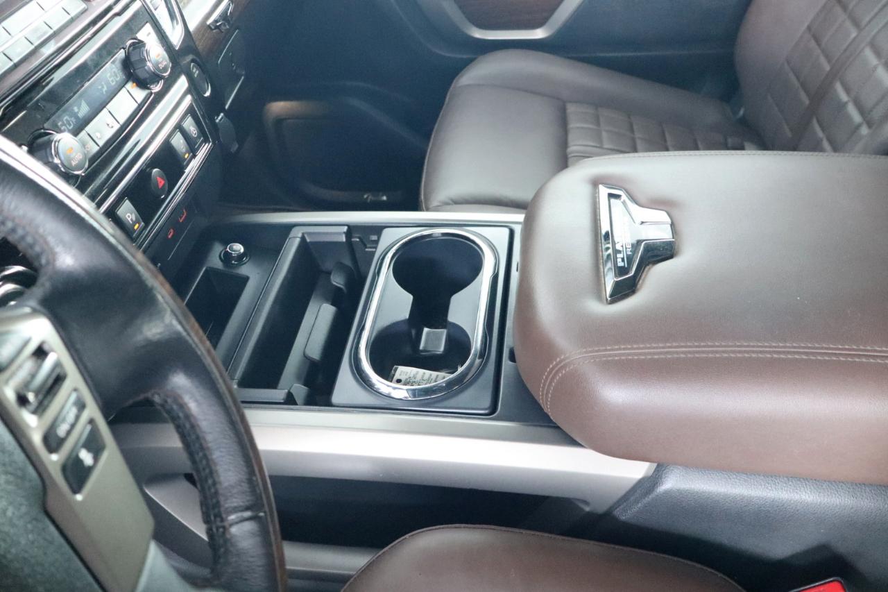 Nissan Titan 4x4 Crew Cab Platinum Reserve 2021