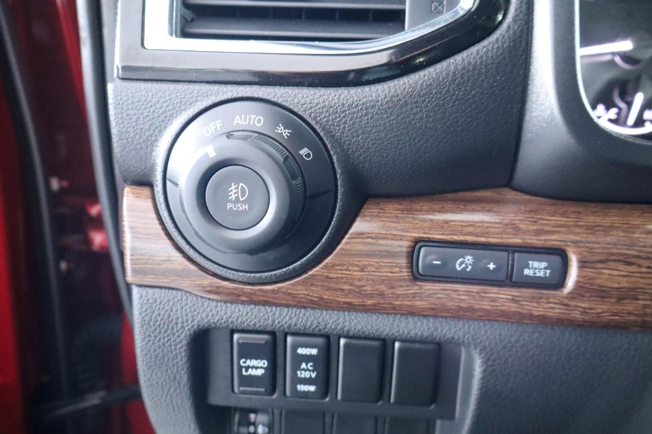 Nissan Titan 4x4 Crew Cab Platinum Reserve 2021