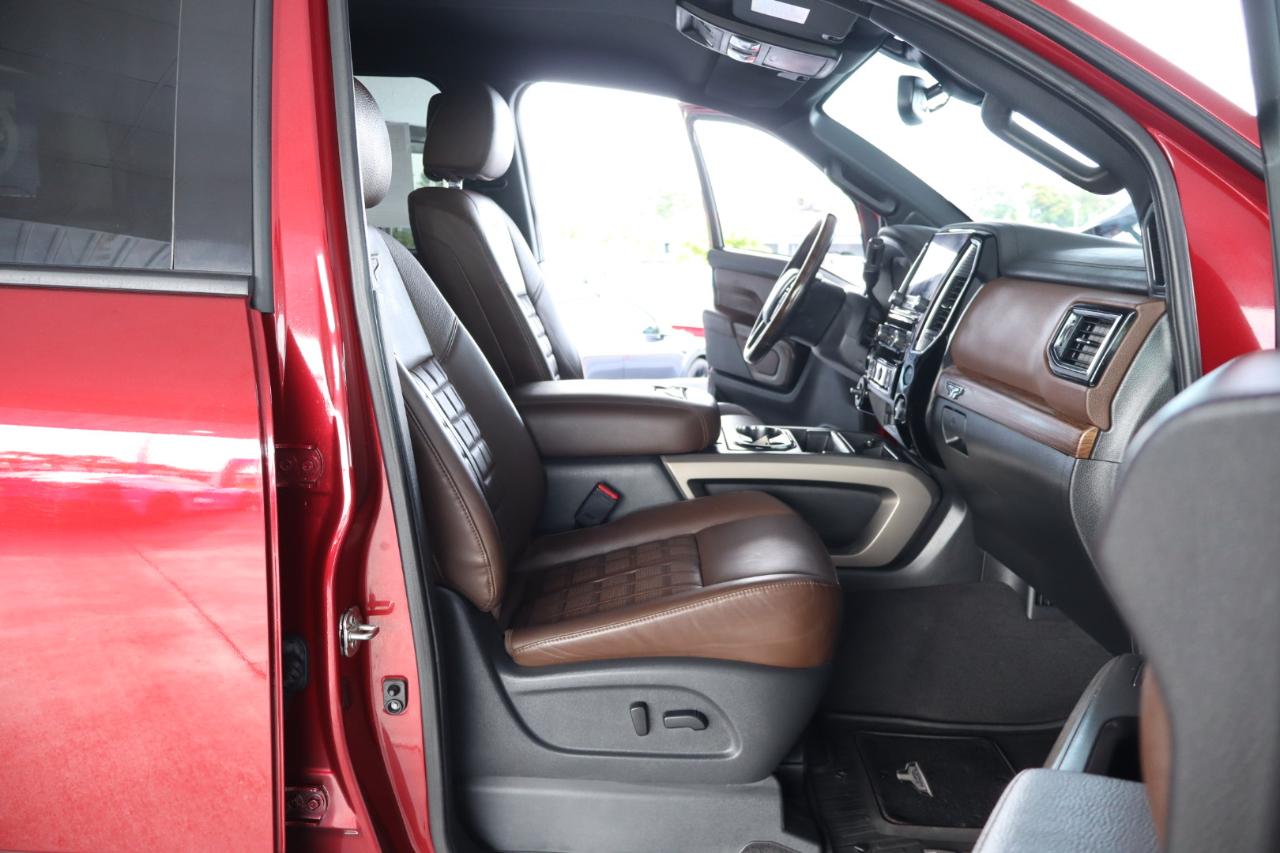 Nissan Titan 4x4 Crew Cab Platinum Reserve 2021