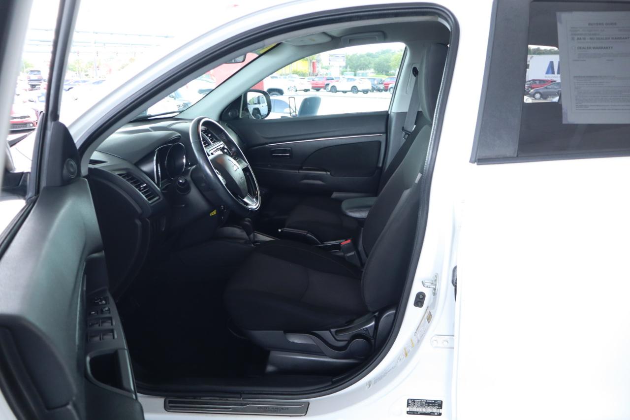 Mitsubishi Outlander Sport AWD 4dr CVT ES 2018