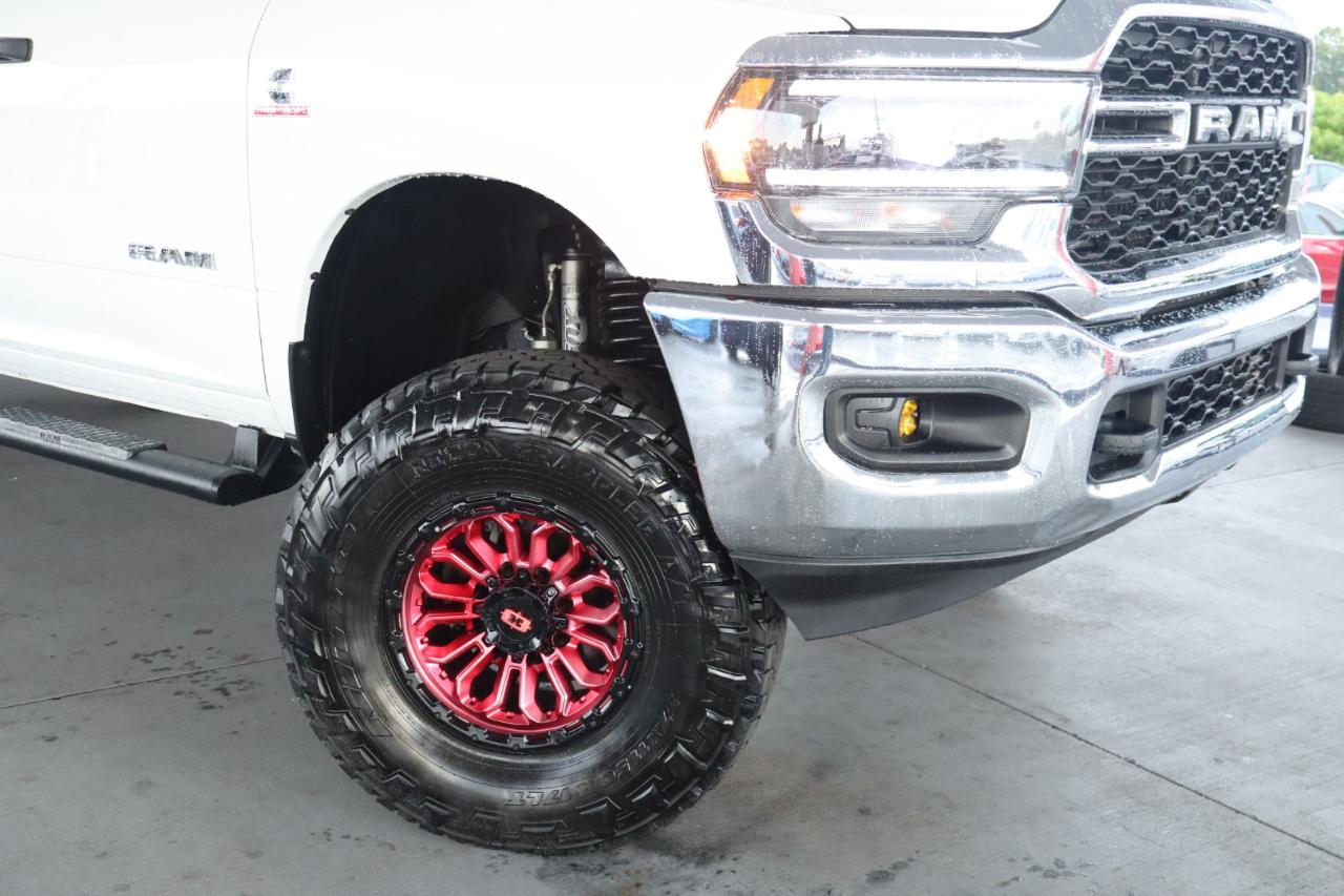 RAM 2500 Tradesman 4x4 Crew Cab 6'4" Box 2019