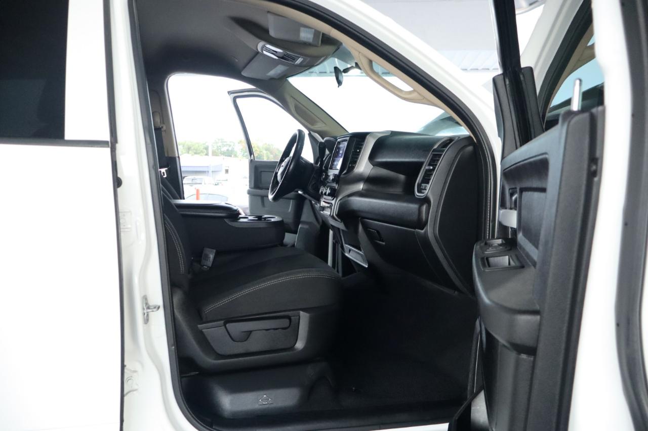 RAM 2500 Tradesman 4x4 Crew Cab 6'4" Box 2019