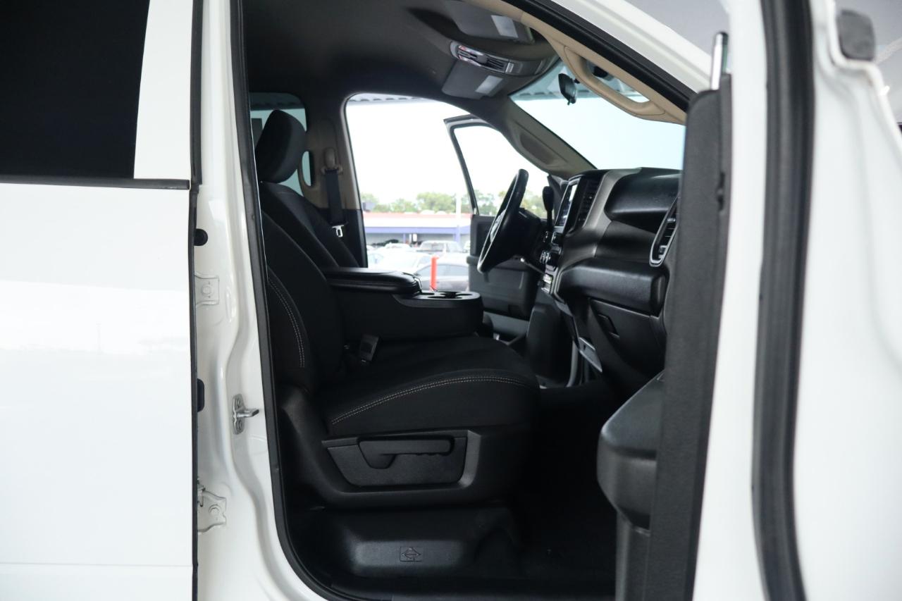 RAM 2500 Tradesman 4x4 Crew Cab 6'4" Box 2019
