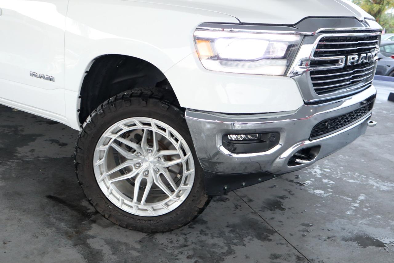 RAM 1500 Laramie 4x4 Crew Cab 6'4" Box 2023