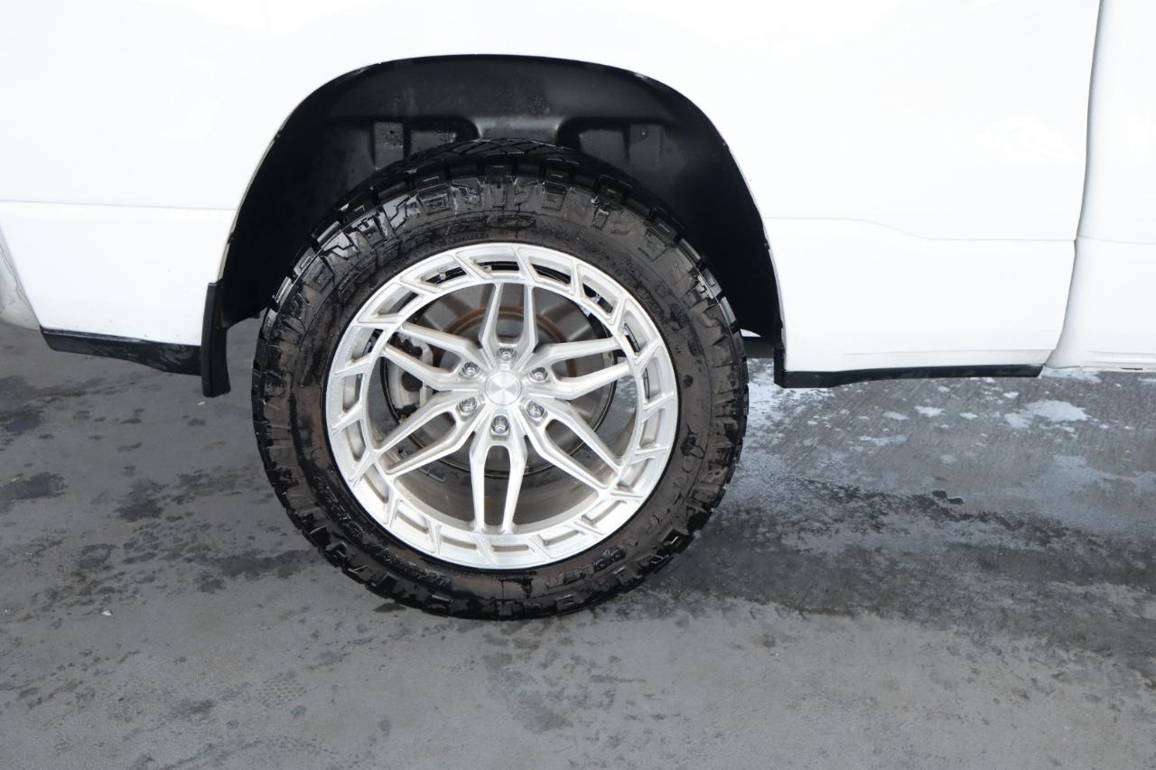 RAM 1500 Laramie 4x4 Crew Cab 6'4" Box 2023