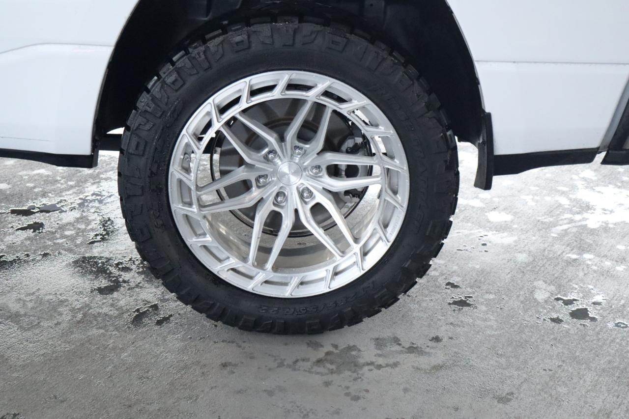 RAM 1500 Laramie 4x4 Crew Cab 6'4" Box 2023