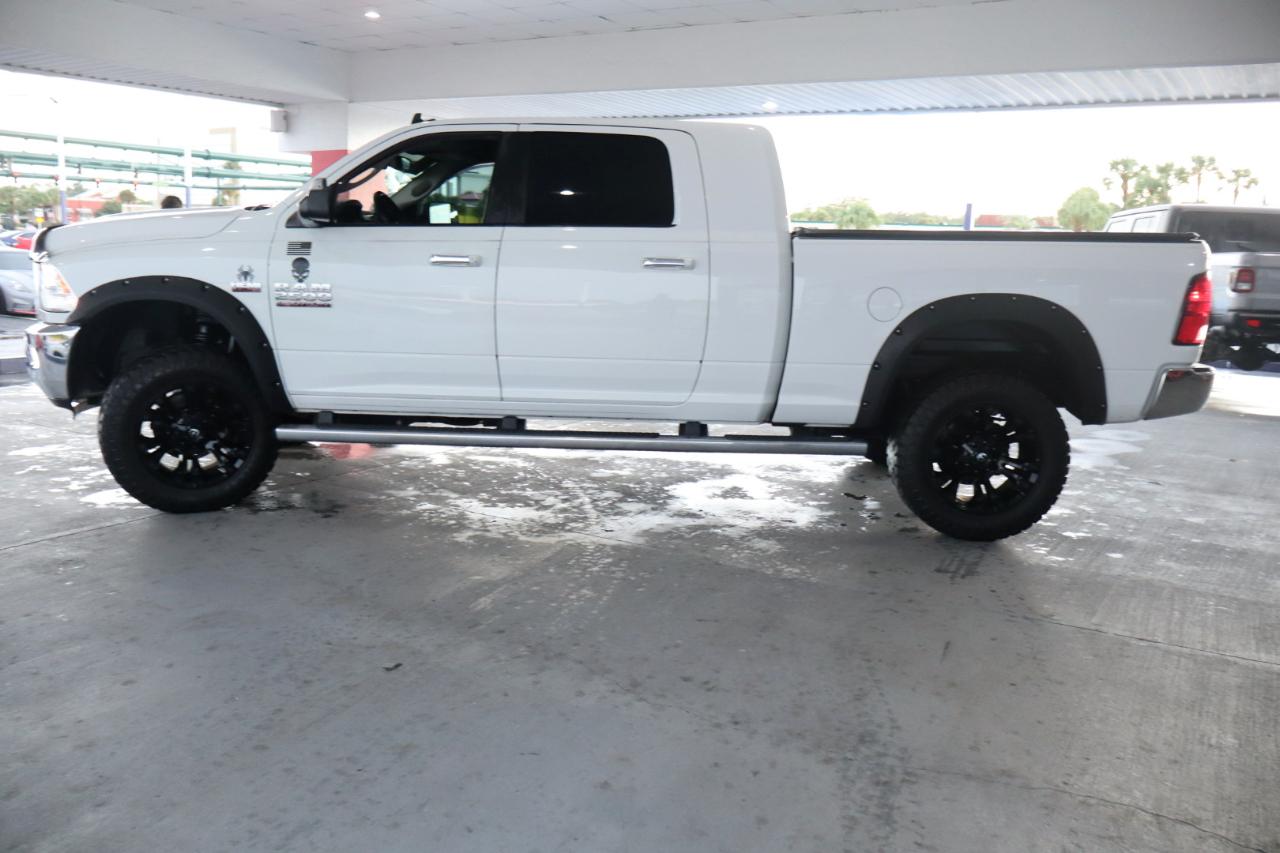 RAM 2500 Big Horn 4x4 Mega Cab 6'4" Box 2018