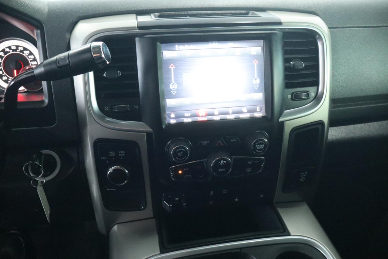 RAM 2500 Big Horn 4x4 Mega Cab 6'4" Box 2018