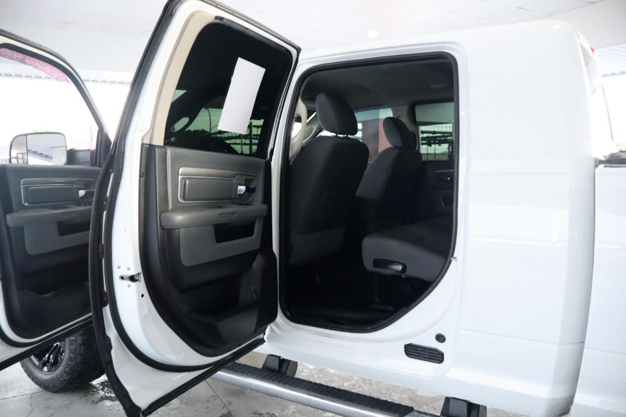 RAM 2500 Big Horn 4x4 Mega Cab 6'4" Box 2018