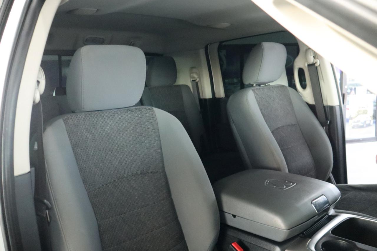 RAM 2500 Big Horn 4x4 Mega Cab 6'4" Box 2018