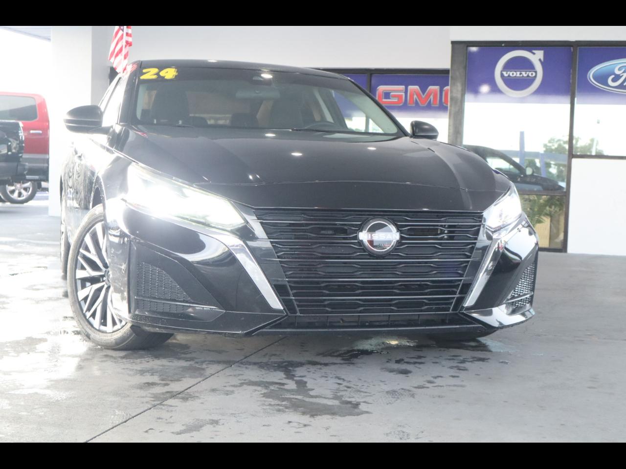 Nissan Altima 2.5 SV Sedan 2024