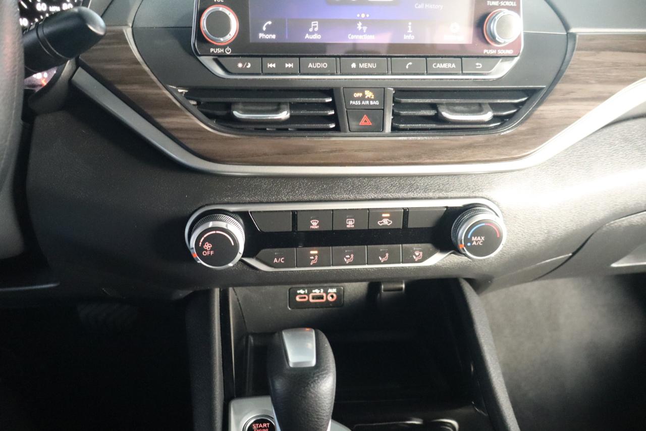 Nissan Altima 2.5 SV Sedan 2024
