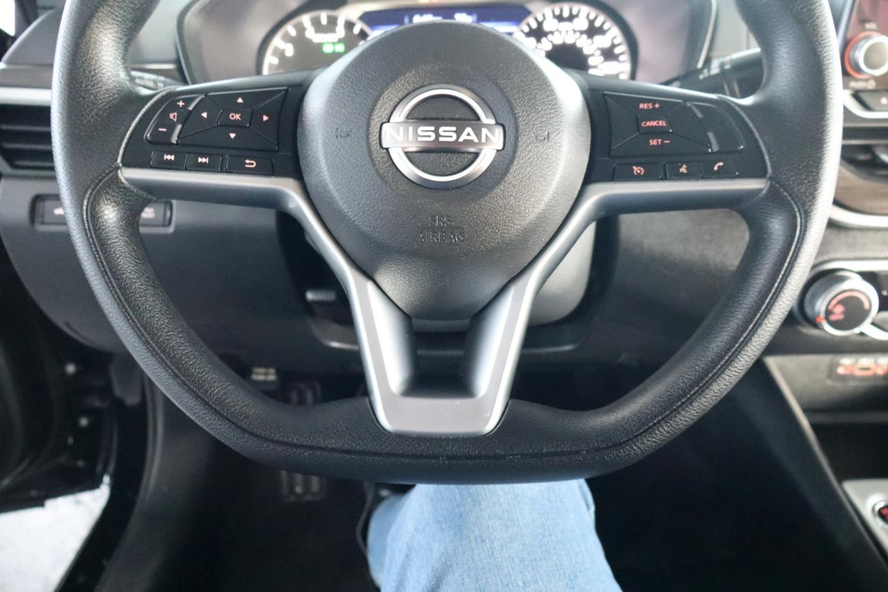 Nissan Altima 2.5 SV Sedan 2024