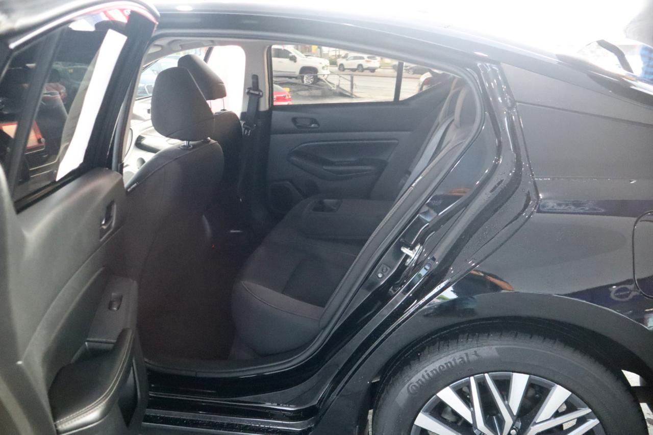 Nissan Altima 2.5 SV Sedan 2024