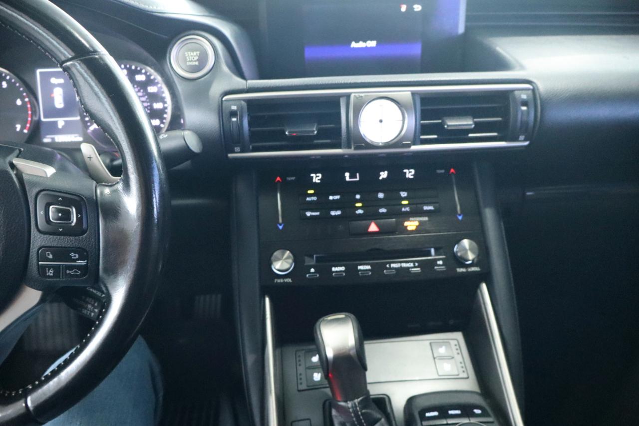 Lexus IS IS Turbo RWD 2017