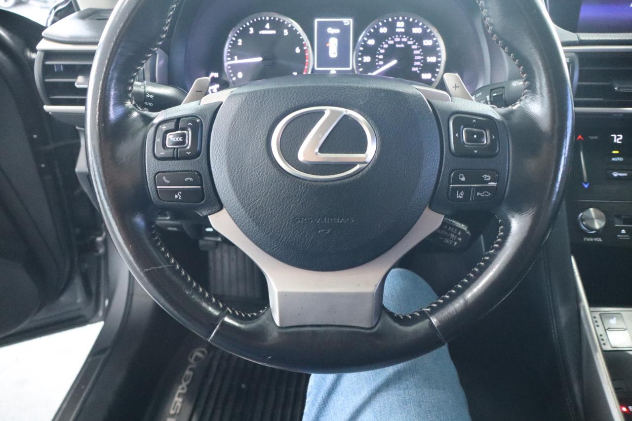 Lexus IS IS Turbo RWD 2017
