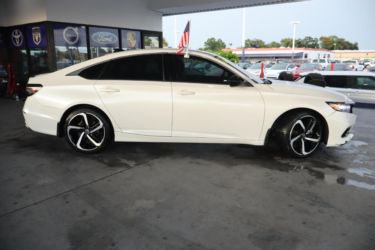 Honda Accord Sedan Sport 2.0T Auto 2022