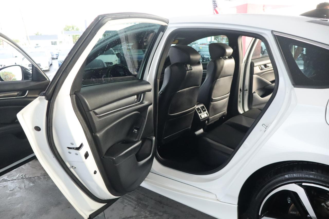 Honda Accord Sedan Sport 2.0T Auto 2022