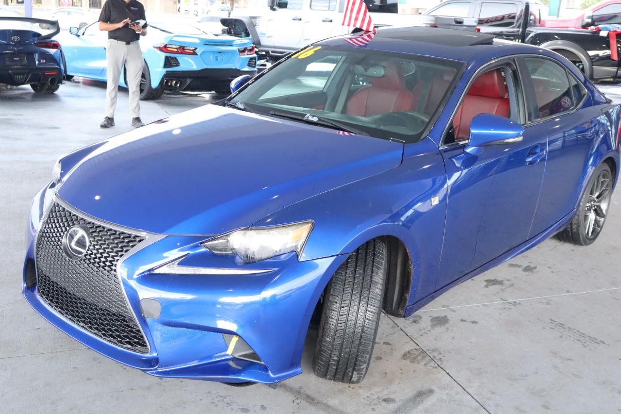 Lexus IS 350 4dr Sdn RWD 2016