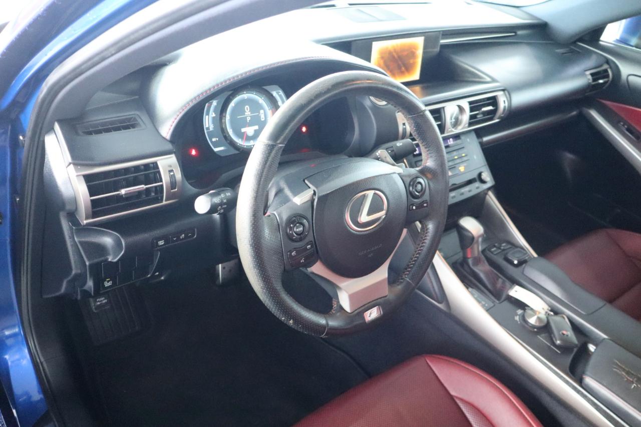 Lexus IS 350 4dr Sdn RWD 2016