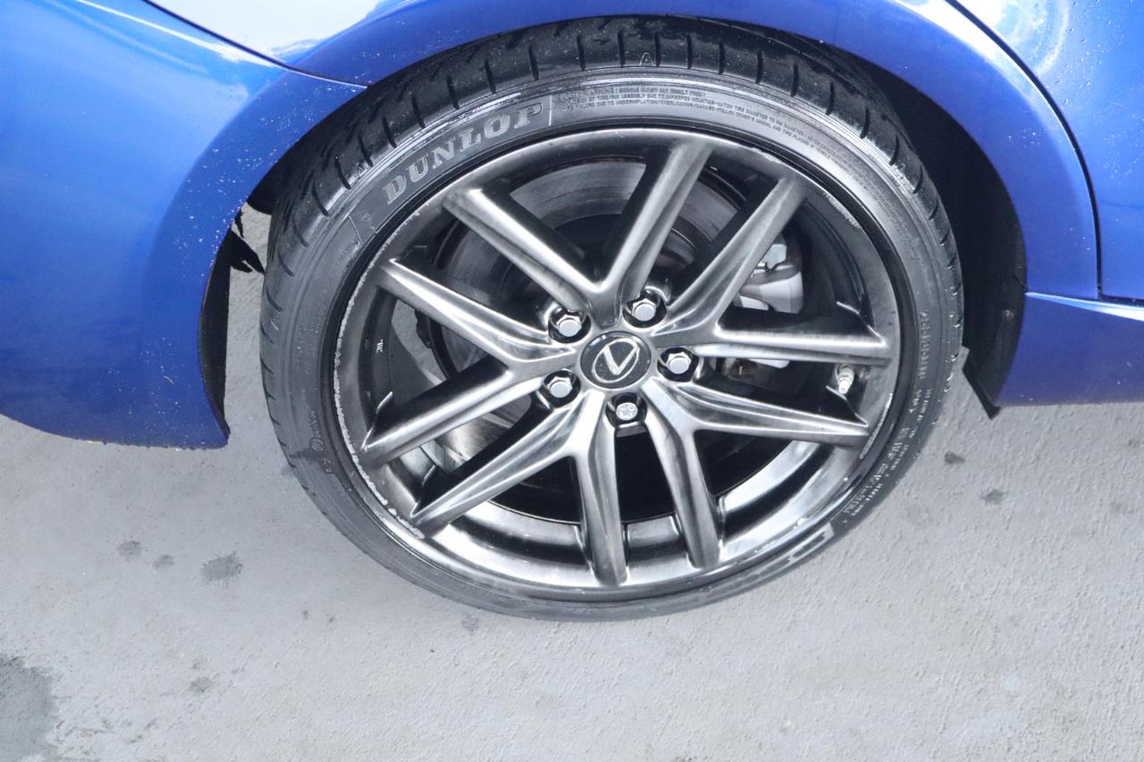 Lexus IS 350 4dr Sdn RWD 2016
